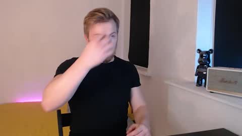 Snapshot of stan_lust chatting on November 2025 07:57:01 PM StanLust online show from November 2025 07:57:01 PM