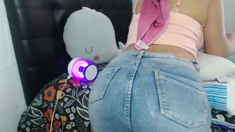 Snapshot of star710307 chatting on February 2025 06:01:02 PM Star online show from February 2025 06:01:02 PM