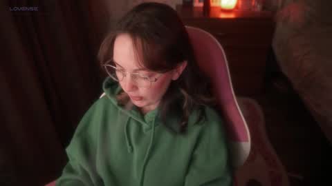 Alice online show from November 2025 12:37:02 PM