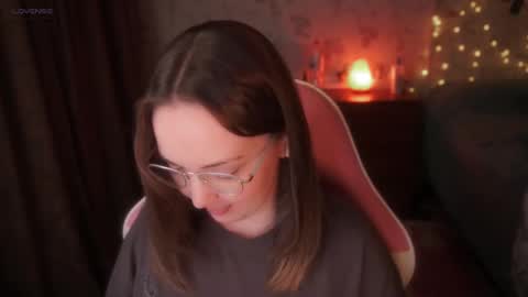 Alice online show from December 2025 05:31:02 PM