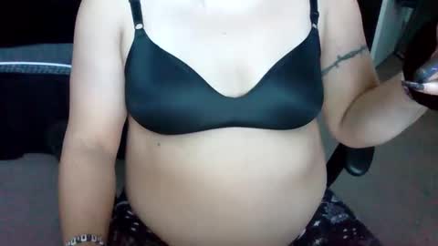 Snapshot of starella___saxxxton chatting on December 2024 03:57:02 PM starella___saxxxton online show from December 2024 03:57:02 PM