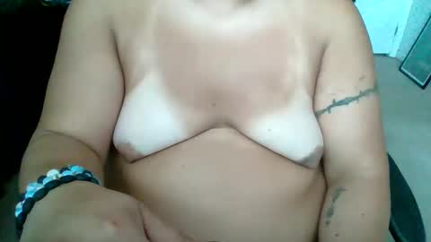 Snapshot of starella___saxxxton chatting on September 2025 10:21:02 PM starella___saxxxton online show from September 2025 10:21:02 PM