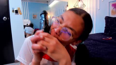 Stark Jones online show from October 2025 01:01:02 PM