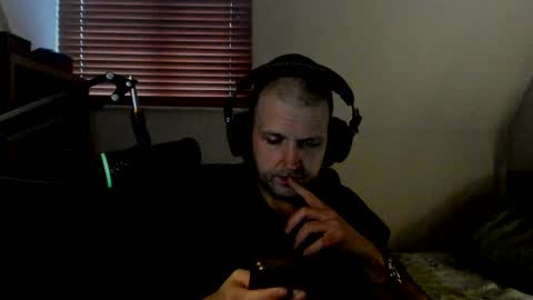 Adam online show from February 2025 09:03:01 AM