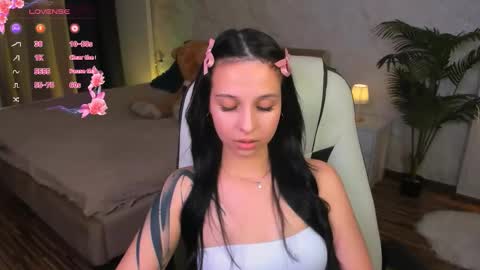 Snapshot of starlitfairy chatting on October 2025 05:35:02 PM Your Fairy online show from October 2025 05:35:02 PM