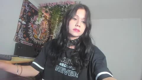 Snapshot of starmoonly chatting on February 2025 11:58:02 PM starmoonly online show from February 2025 11:58:02 PM