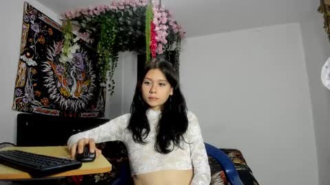 Snapshot of starmoonly chatting on February 2025 03:34:02 AM starmoonly online show from February 2025 03:34:02 AM