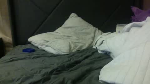 ashtongue online show from November 2025 06:04:02 AM