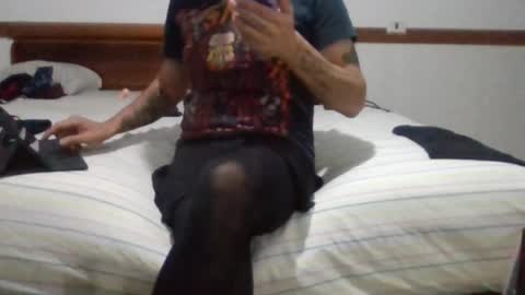 Snapshot of starvingbps chatting on November 2025 04:55:02 AM starvingbps online show from November 2025 04:55:02 AM