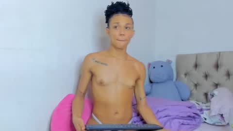 Snapshot of stassiebell chatting on January 2025 03:39:01 PM stassiebell online show from January 2025 03:39:01 PM