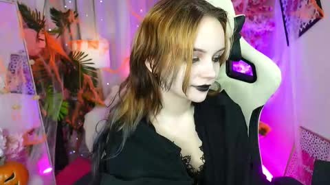 Snapshot of staymonica chatting on October 2025 01:45:01 PM MONICA online show from October 2025 01:45:01 PM