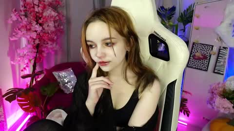 Snapshot of staymonica chatting on November 2025 12:16:01 PM MONICA online show from November 2025 12:16:01 PM