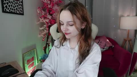 Snapshot of staymonica chatting on November 2025 01:01:01 PM MONICA online show from November 2025 01:01:01 PM