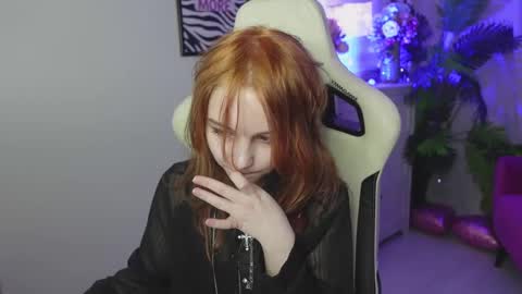 Snapshot of staymonica chatting on February 2026 01:18:01 PM MONICA online show from February 2026 01:18:01 PM