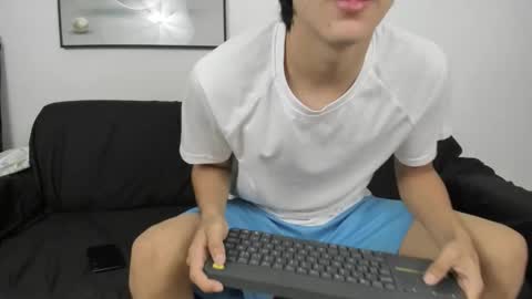 Snapshot of steerlingxvx chatting on March 2026 11:37:01 AM Steerling online show from March 2026 11:37:01 AM