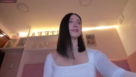 Stefa Gomez  online show from December 2025 12:03:02 PM