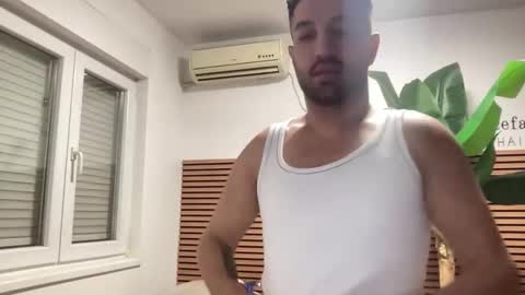 Snapshot of stefan0504 chatting on December 2025 03:49:02 PM stefan0504 online show from December 2025 03:49:02 PM