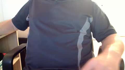 Stefan online show from November 2025 07:36:02 AM