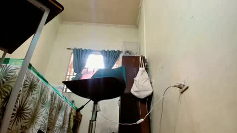 stefania online show from March 2026 02:01:02 AM