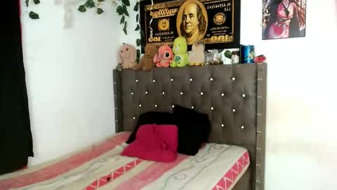 Snapshot of stefanny_2001 chatting on October 2025 02:04:01 AM stefanny beautiful online show from October 2025 02:04:01 AM