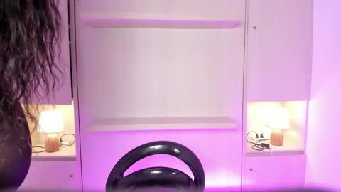 stefannyevans_ online show from March 2026 01:16:02 PM