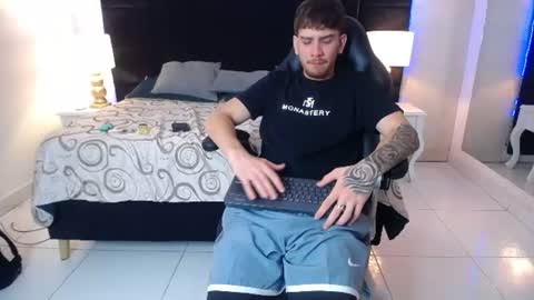 S T E F A N O  online show from June 2026 04:55:01 AM