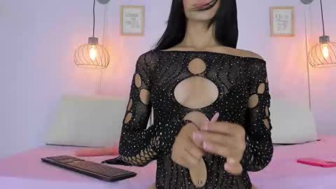 Stefany online show from October 2025 07:48:01 PM