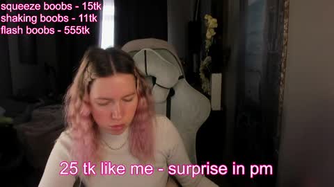 stefany_and_bettany online show from April 2026 02:54:01 PM