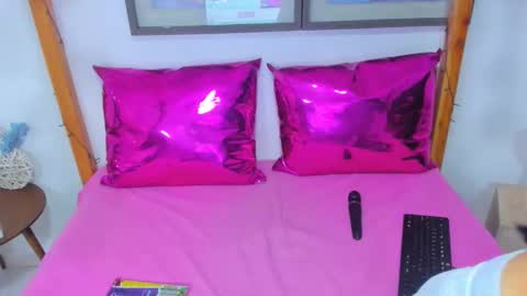 --Estefay-- online show from February 2026 04:29:01 AM