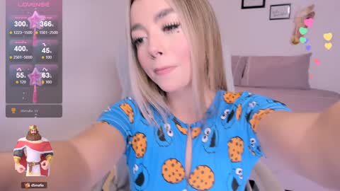 Snapshot of stefanycifuentes chatting on January 2025 05:16:01 PM Stefa online show from January 2025 05:16:01 PM