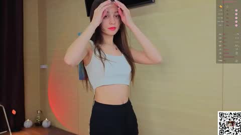 Snapshot of steffanimor chatting on November 2025 06:07:02 PM Becky steff online show from November 2025 06:07:02 PM