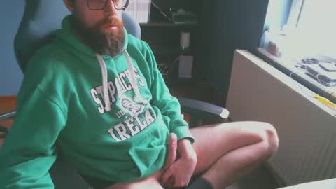 Snapshot of stefffg chatting on February 2025 03:39:02 PM MeStef online show from February 2025 03:39:02 PM