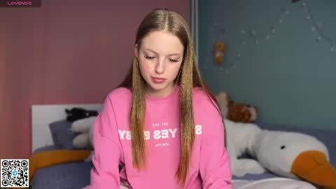 STEFI  Streams every day from 10 PM GTM1  online show from January 2026 08:03:01 PM