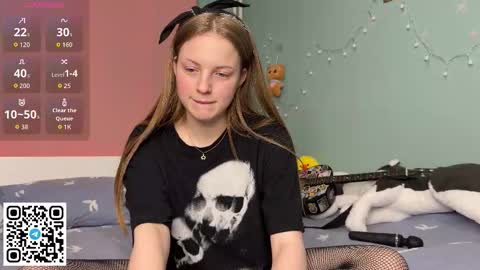 STEFI  Streams every day from 10 PM GTM1  online show from March 2026 06:35:02 PM