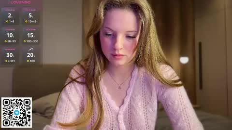 STEFI  Streams every day from 10 PM GTM1  online show from April 2026 07:33:02 PM