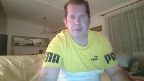 Snapshot of steki038434 chatting on January 2025 05:00:01 PM steki038434 online show from January 2025 05:00:01 PM