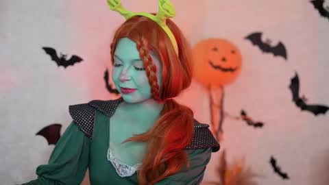 Snapshot of stela_vanila chatting on October 2025 12:58:01 AM Stella online show from October 2025 12:58:01 AM