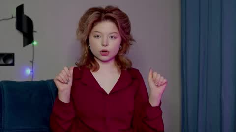 Stella online show from December 2025 08:38:02 PM