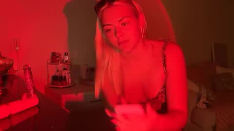 stella1005 online show from September 2025 05:31:01 AM