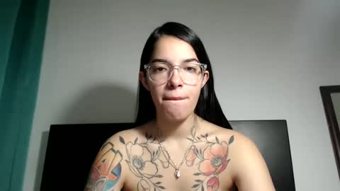 Stella online show from January 2025 10:55:01 PM