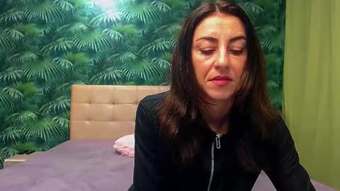 Snapshot of stella_john chatting on December 2024 04:58:02 AM Stella John online show from December 2024 04:58:02 AM