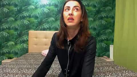 Snapshot of stella_john chatting on January 2025 05:48:02 AM Stella John online show from January 2025 05:48:02 AM