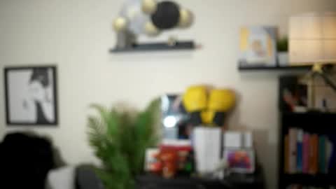 Snapshot of stella_shock chatting on January 2026 06:02:02 PM Stella online show from January 2026 06:02:02 PM