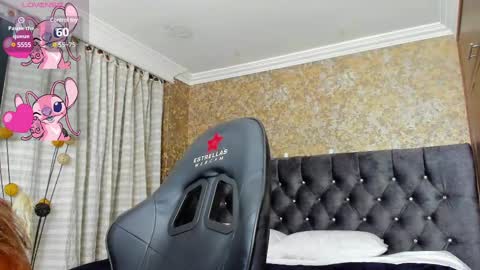 Estella online show from February 2025 08:00:01 PM