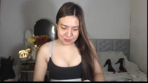 Snapshot of stellahugets chatting on November 2025 08:46:01 AM Stella online show from November 2025 08:46:01 AM