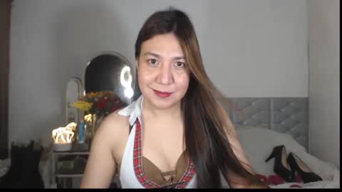 Snapshot of stellahugets chatting on November 2025 04:31:02 PM Stella online show from November 2025 04:31:02 PM