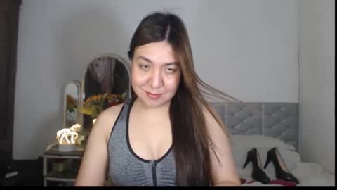 Snapshot of stellahugets chatting on December 2025 08:46:01 PM Stella online show from December 2025 08:46:01 PM