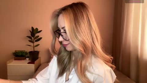 Snapshot of stellar_blade chatting on February 2026 07:57:02 AM Alexia online show from February 2026 07:57:02 AM