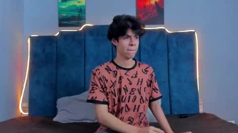 Snapshot of stellar_fox chatting on December 2025 01:17:01 PM Ethan online show from December 2025 01:17:01 PM