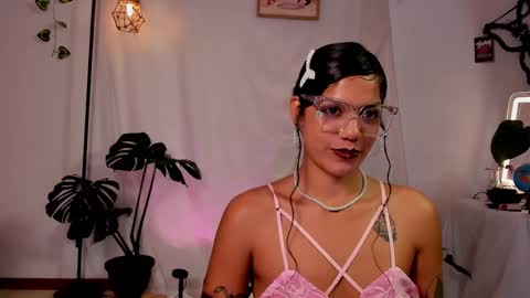 stellart_ online show from March 2025 04:49:02 AM